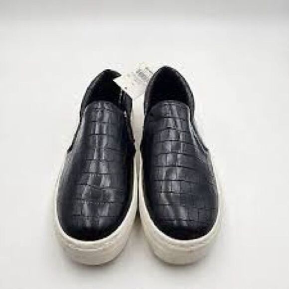 Platform Sneaker | 8 - Picture 1 of 4